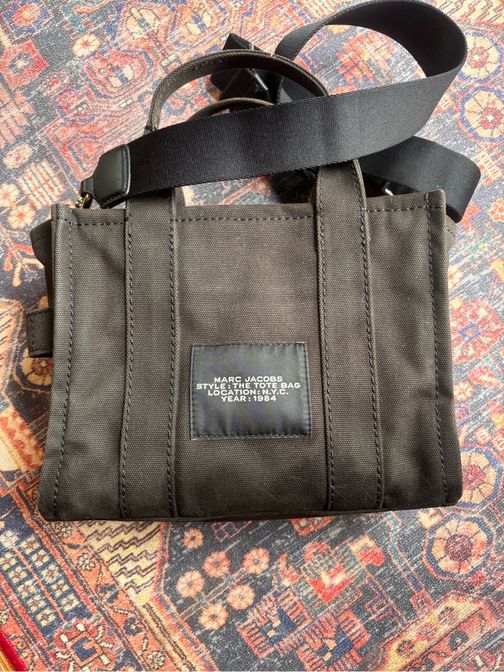 Marc Jacobs Black 'The Small Tote Bag' - Picture 9 of 13